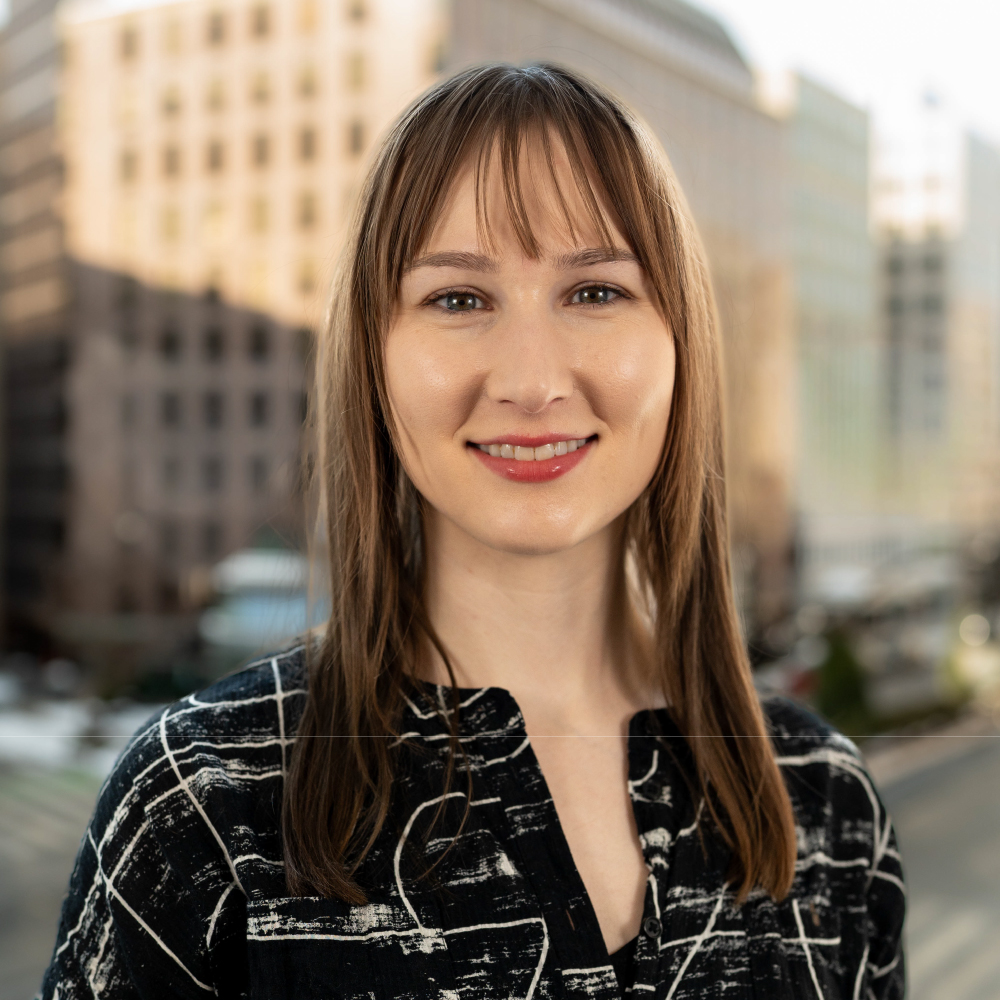 Mikaela Wynne, RA